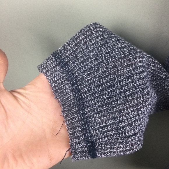 Anthropologie Deletta Millipa Cold Shoulder Oversized Raw Trim Sweater Sz Small - Picture 10 of 13